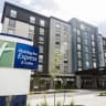HOLIDAY INN EXPRESS AND SUITES TORONTO ARPT. SOUTH